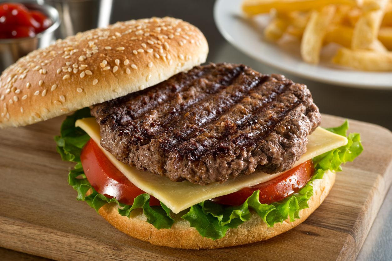 10 ingredientes para hamburguesas subestimados